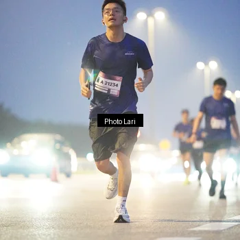 Runner Photo 7302204