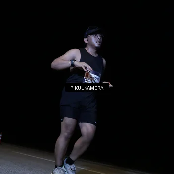 Runner Photo 7302297