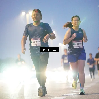 Runner Photo 7302312