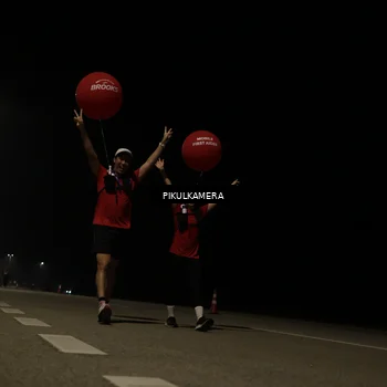 Runner Photo 7302351