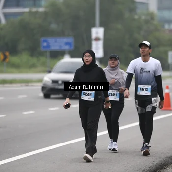 Runner Photo 7302353