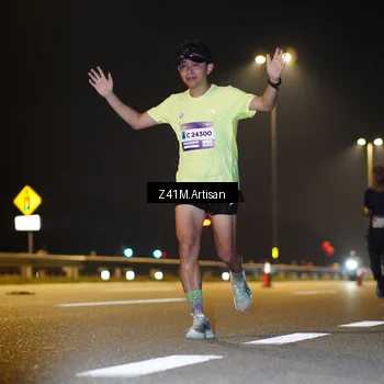 Runner Photo 7302359