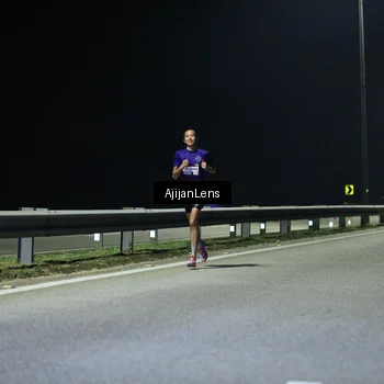 Runner Photo 7302395