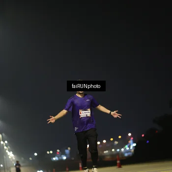 Runner Photo 7302411