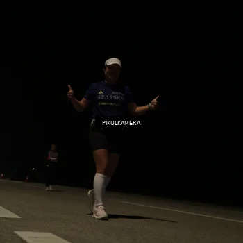 Runner Photo 7302413
