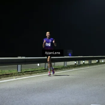 Runner Photo 7302415