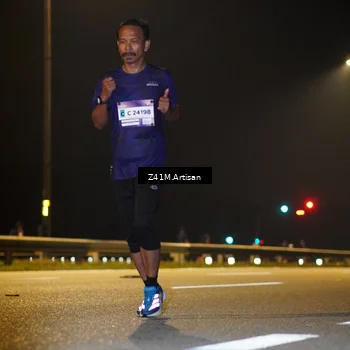 Runner Photo 7302429