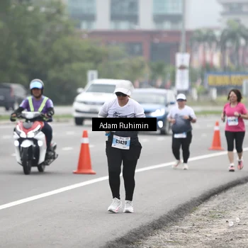 Runner Photo 7302435
