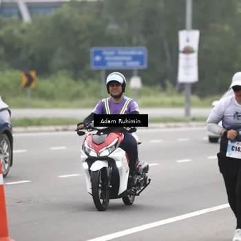 Runner Photo 7302442