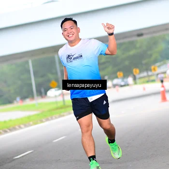 Runner Photo 7302498