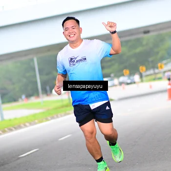 Runner Photo 7302499