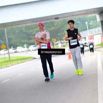 Runner Photo 7302518