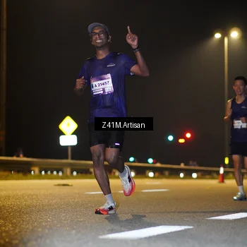 Runner Photo 7302520