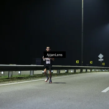 Runner Photo 7302594