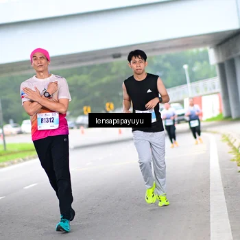 Runner Photo 7302606
