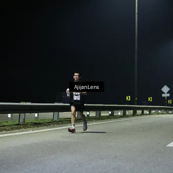 Runner Photo 7302607