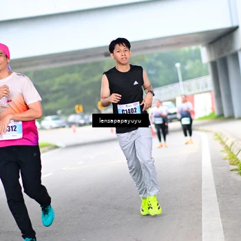 Runner Photo 7302616