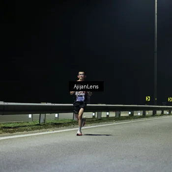 Runner Photo 7302648