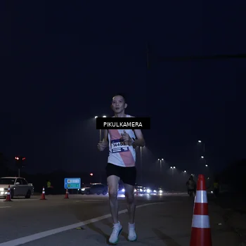 Runner Photo 7302650