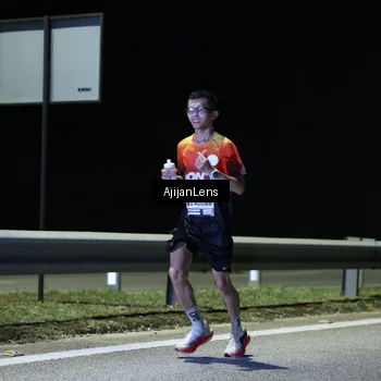 Runner Photo 7302745