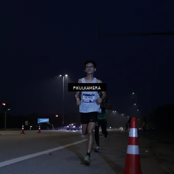 Runner Photo 7302766