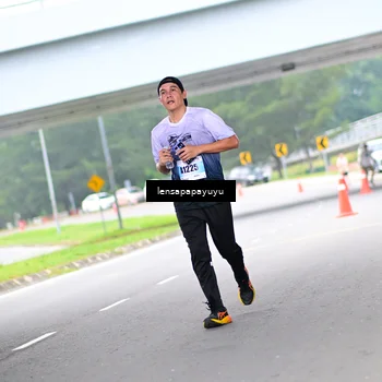 Runner Photo 7302773