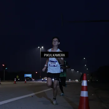 Runner Photo 7302840