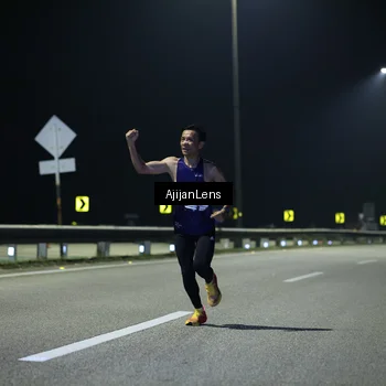 Runner Photo 7302845