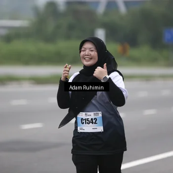 Runner Photo 7302875