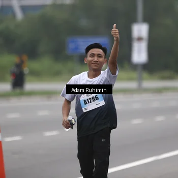 Runner Photo 7302878