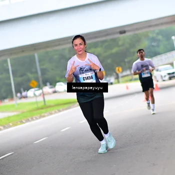 Runner Photo 7302948