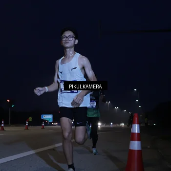 Runner Photo 7302950