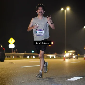Runner Photo 7303002