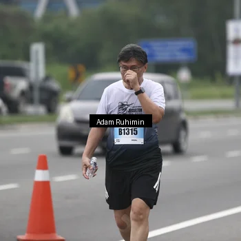 Runner Photo 7303003