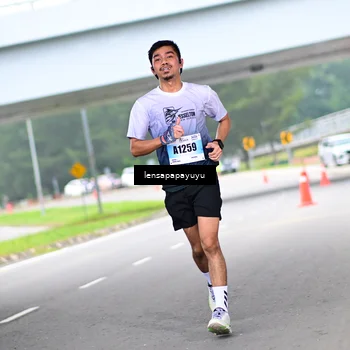 Runner Photo 7303011