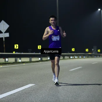 Runner Photo 7303013