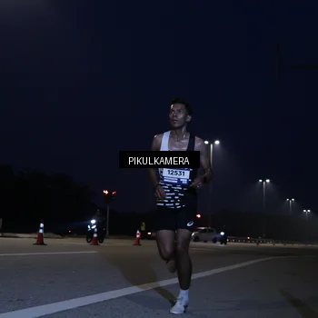 Runner Photo 7303027