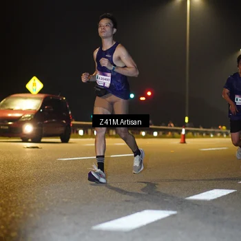 Runner Photo 7303080