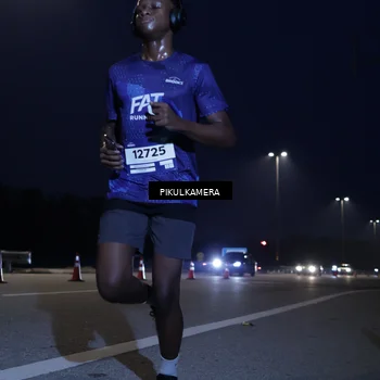 Runner Photo 7303081