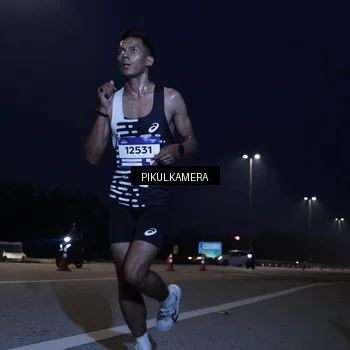 Runner Photo 7303161