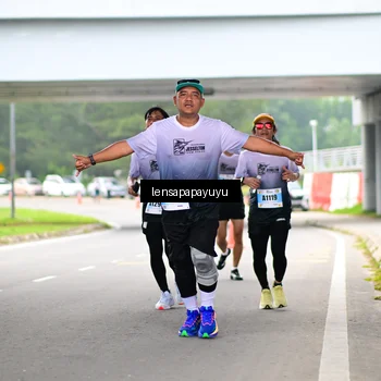 Runner Photo 7303178