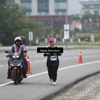 Runner Photo 7303189
