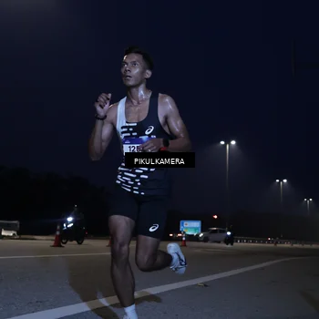 Runner Photo 7303217