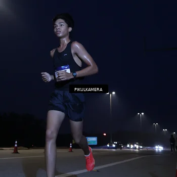 Runner Photo 7303297