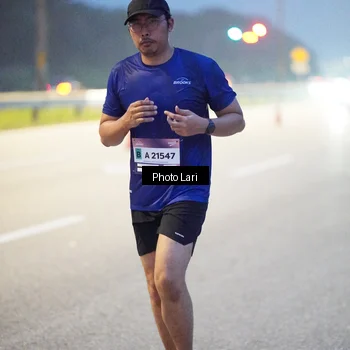 Runner Photo 7303300