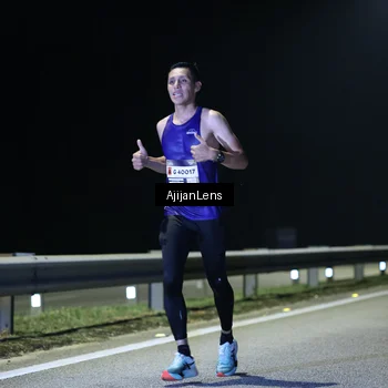 Runner Photo 7303313