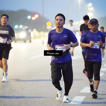 Runner Photo 7303403