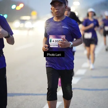 Runner Photo 7303413