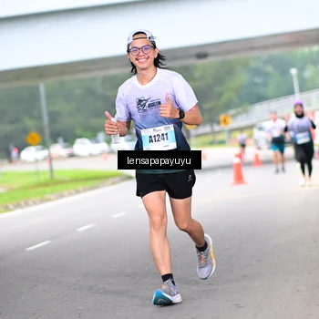 Runner Photo 7303420