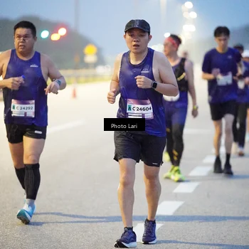 Runner Photo 7303476